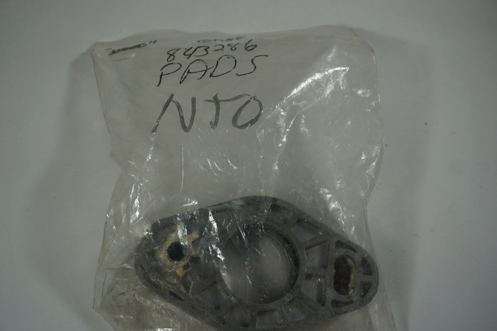 VOLVO 843286 PENTA CUSHION BASE (New Take Off part please read details below)