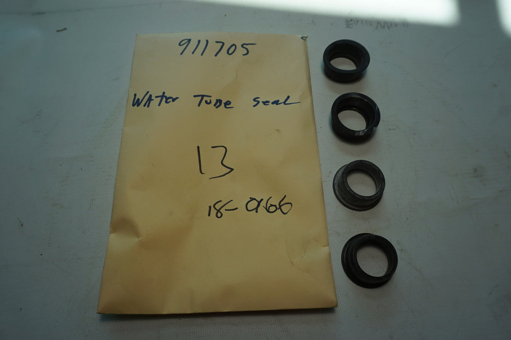 VOLVO 911705 GROMMET 18-0166