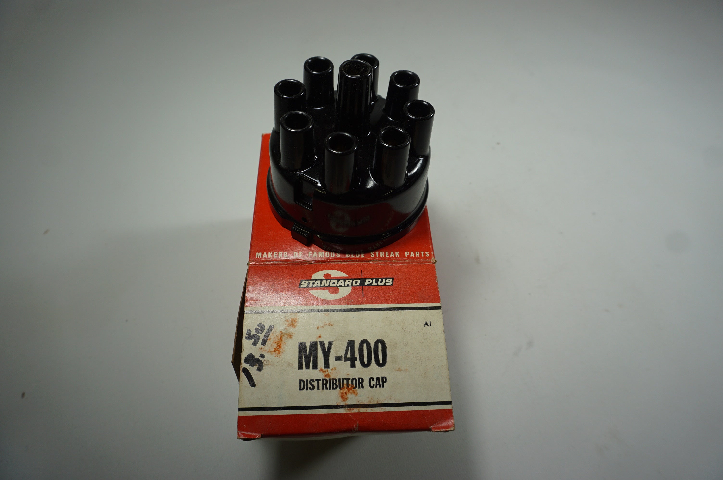 STANDARD MY-400 DISTRIBUTOR CAP – MARINESURPLUS.COM