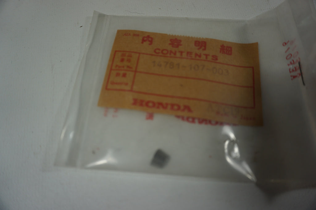 Honda 14781-107-003 COTTER VALVE