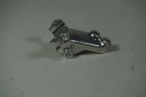 Honda 53172-VM6-000 BRACKET