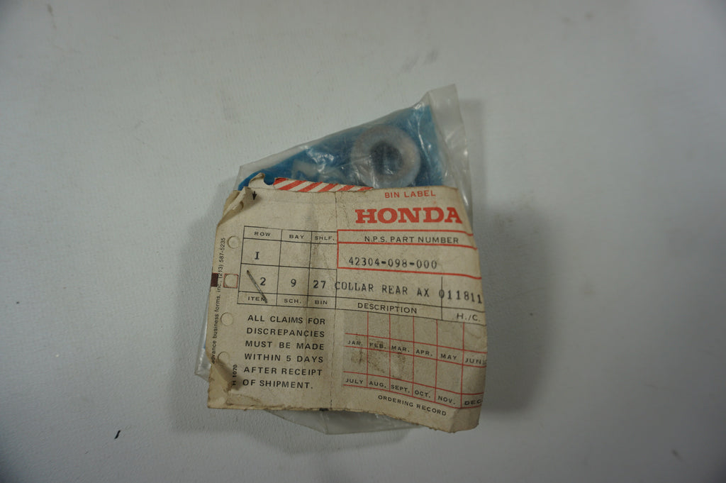 Honda 42304-098-000 WHEEL SIDE
